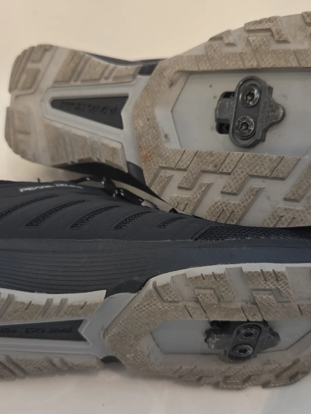 Pearl Izumi Men's Black Cycling Biking Shoes Clip In